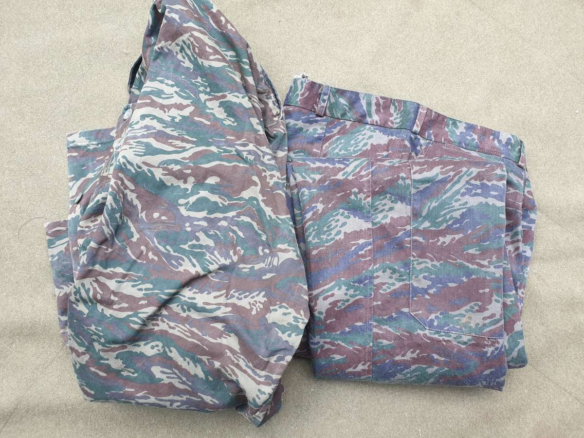 SWA/Angola bushwar era SA SF Recce used clandestine locally made copy Libyan Rhubarb camo l/s shirt