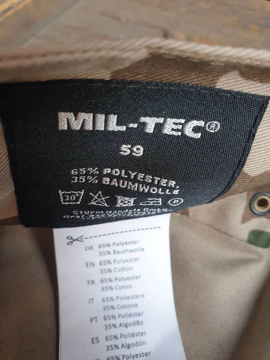 new unused large size (fits 58/59cm) German Bundeswehr Tropentarn (MILTEC brand) camo service cap
