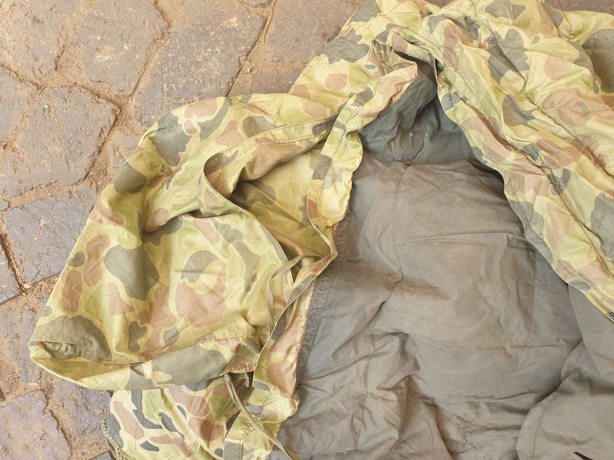 rare & scarce 1 Recce issued down (feather fill) type camo SA SF used sleeping bag good condition