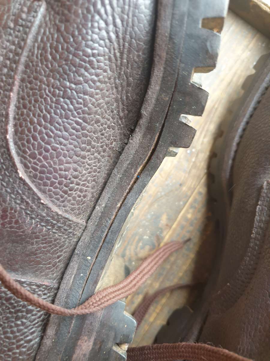 early SADF era issue Para classic Itshide Commando sole jump boots UK size 11 great used condition