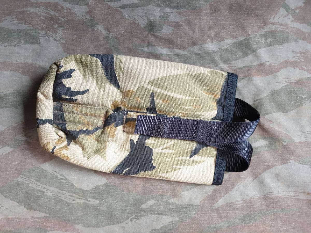 100% original SWA/Angola bushwar period unknown use VERY rarely seen SWATF era SWA RECCE camo pouch