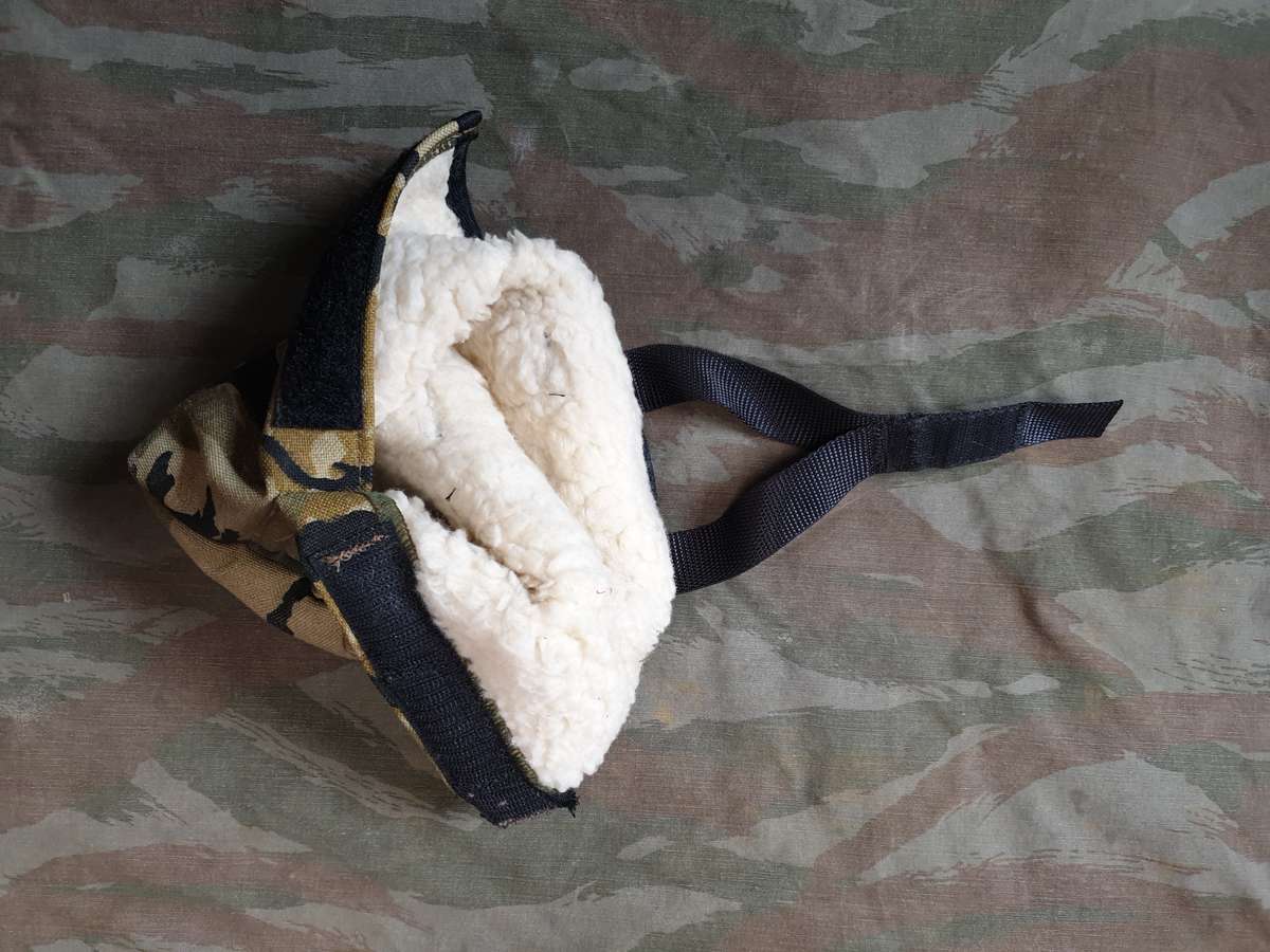100% original SWA/Angola bushwar period unknown use VERY rarely seen SWATF era SWA RECCE camo pouch