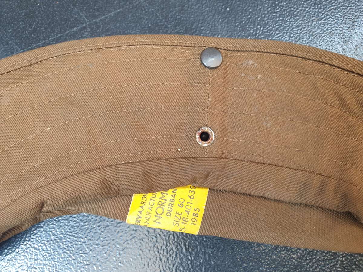 100% mint unused original SADF era SWA/Angola bushwar period nutria "browns" bush-hat aka boshoed sz