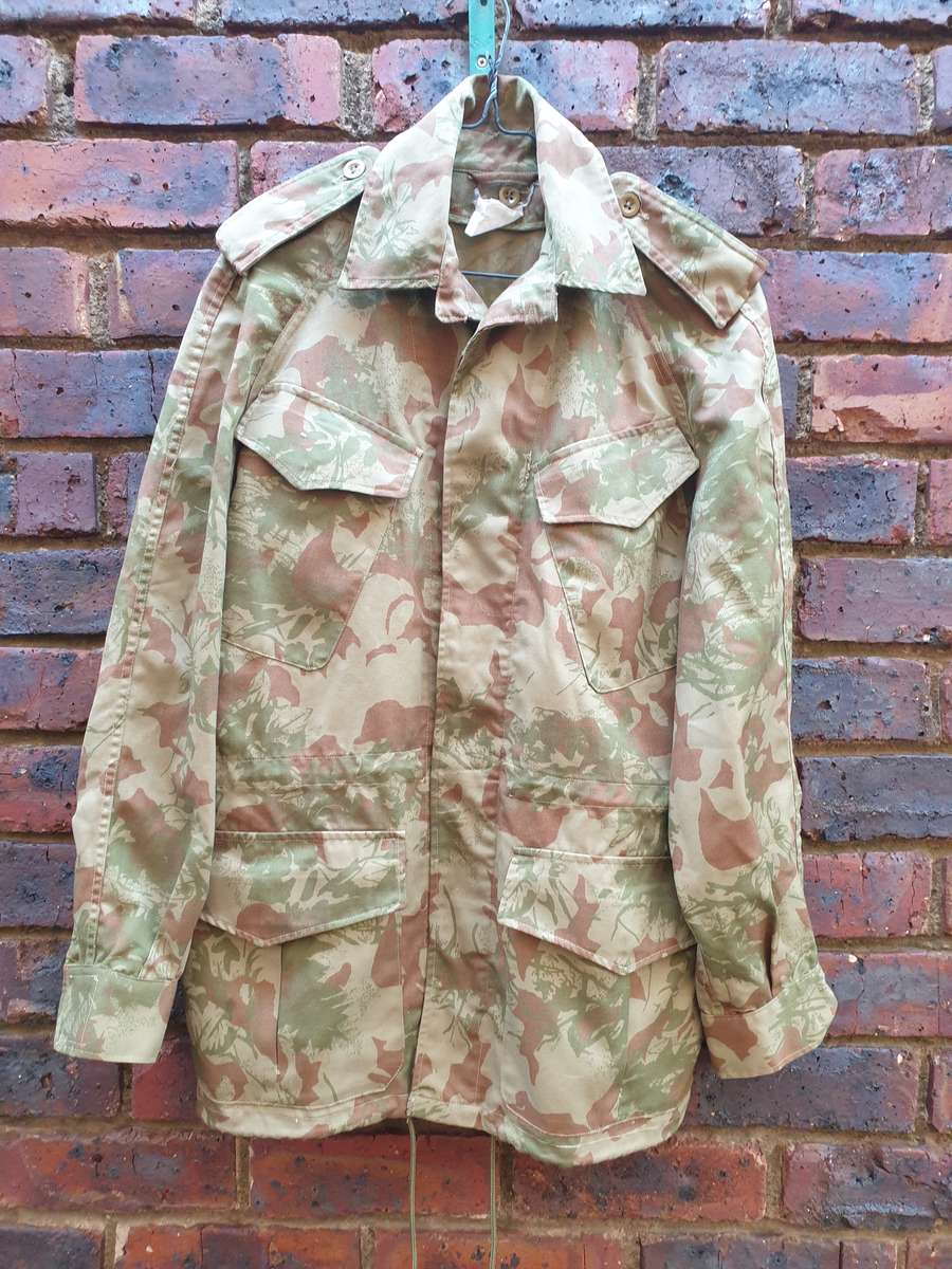 original bushwar period dated 71 (obsolete) SAP era 2nd patt camo bush-jacket used small size (med)