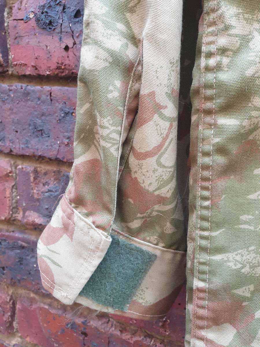 original bushwar period dated 71 (obsolete) SAP era 2nd patt camo bush-jacket used small size (med)