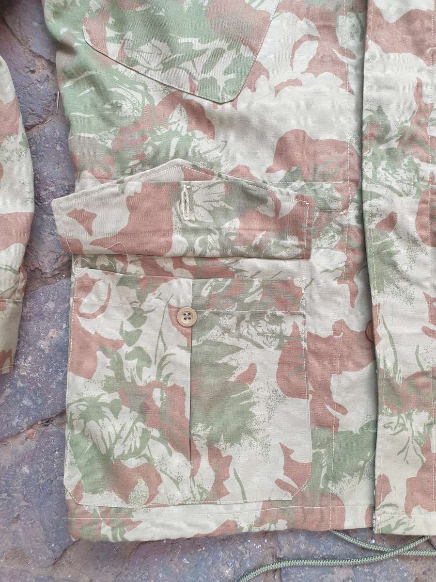 original bushwar period dated 71 (obsolete) SAP era 2nd patt camo bush-jacket used small size (med)