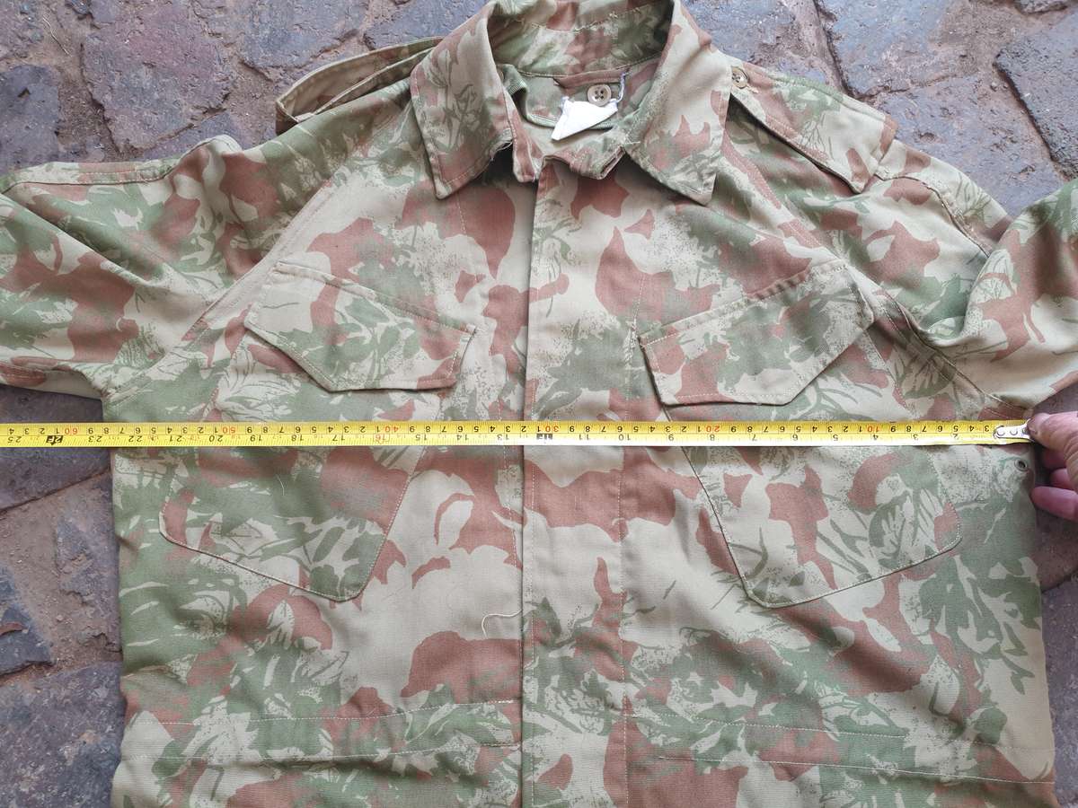 original bushwar period dated 71 (obsolete) SAP era 2nd patt camo bush-jacket used small size (med)