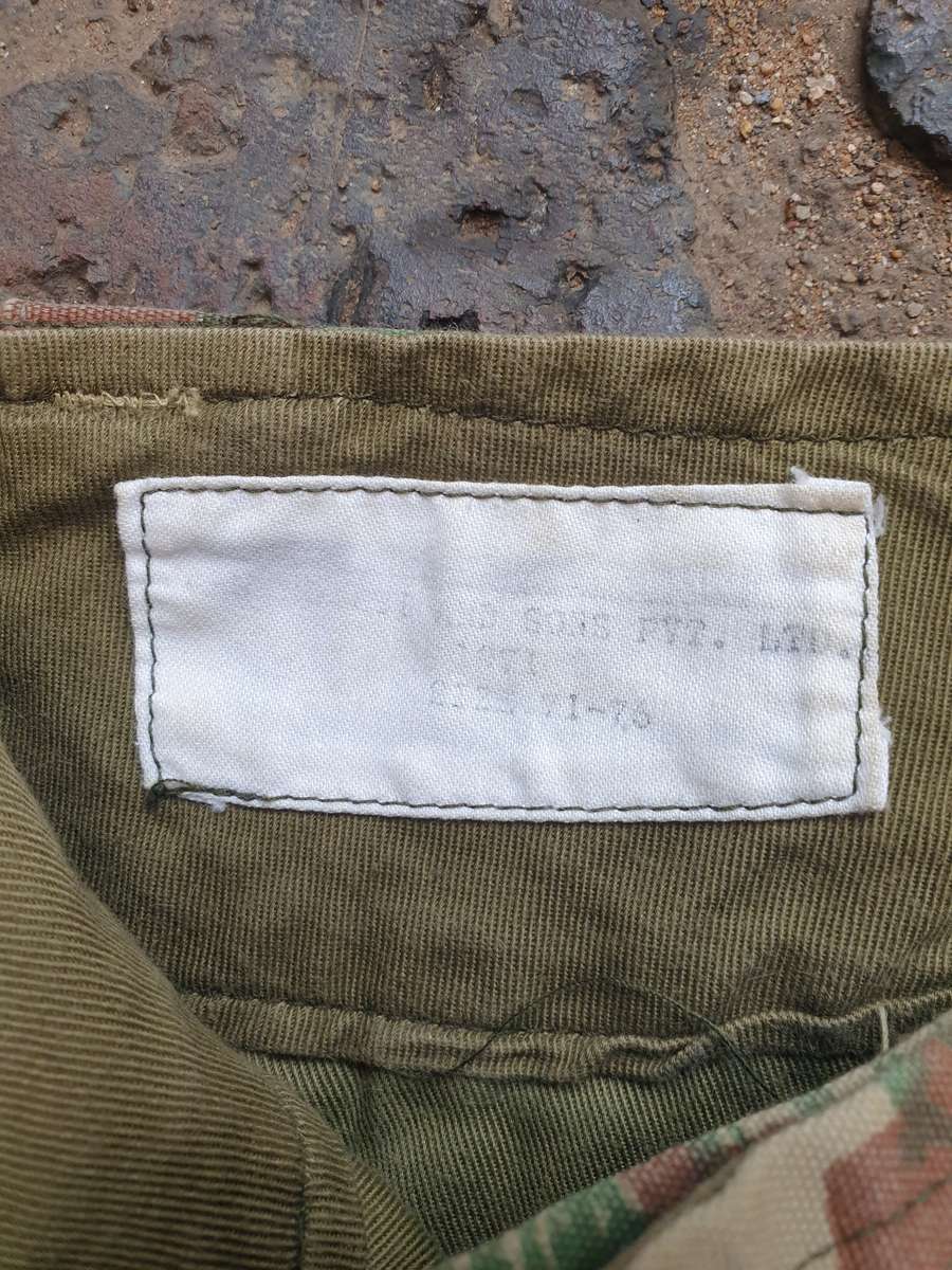 original bushwar period dated 71 (obsolete) SAP era 1st patt camo pr trousers  small size used clean