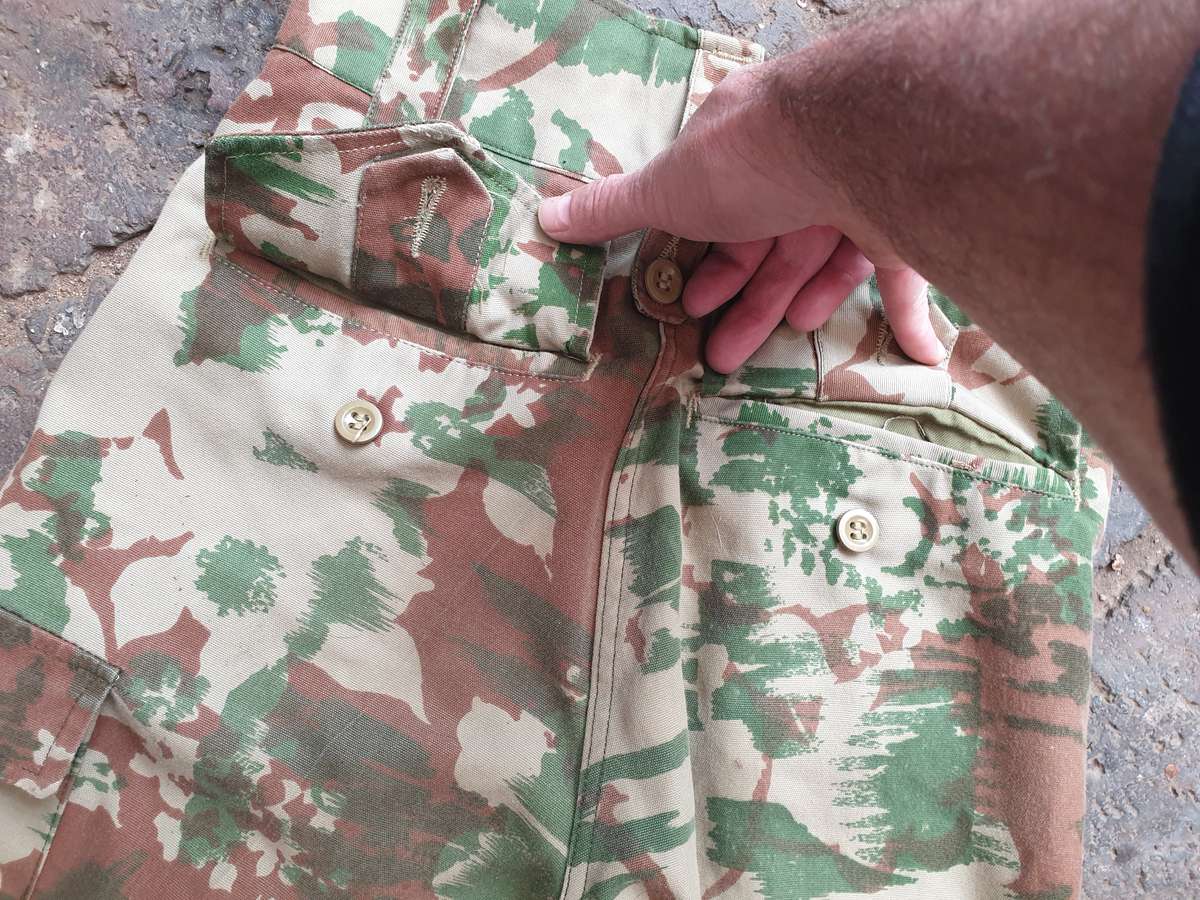 original bushwar period dated 71 (obsolete) SAP era 1st patt camo pr trousers  small size used clean