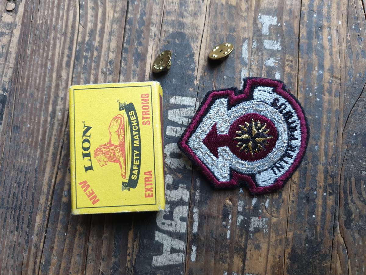 very scarce as worn Recce (SA SF) Maint. Unit lurex wire type beret badge as worn - note rear