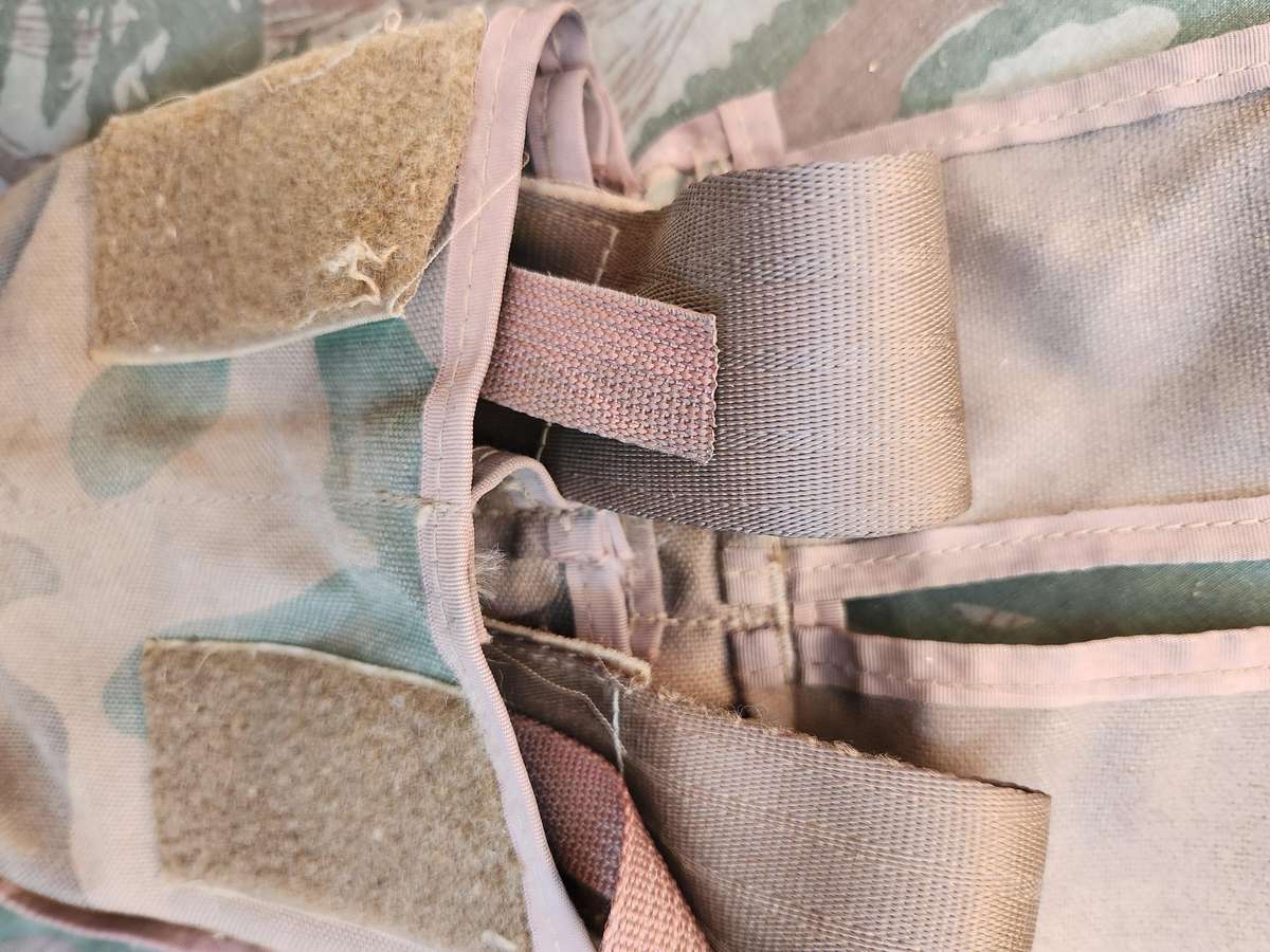 scarce double (holds four R4 mags) flap patt 90 "cabbage patch" camo mag pouch in good used condion