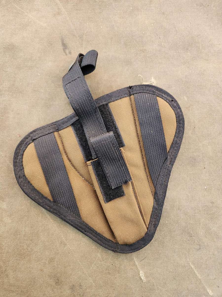 as new basically unused 100% original SADF nutria CORDURA RH classic 80s/90s design pancake holster