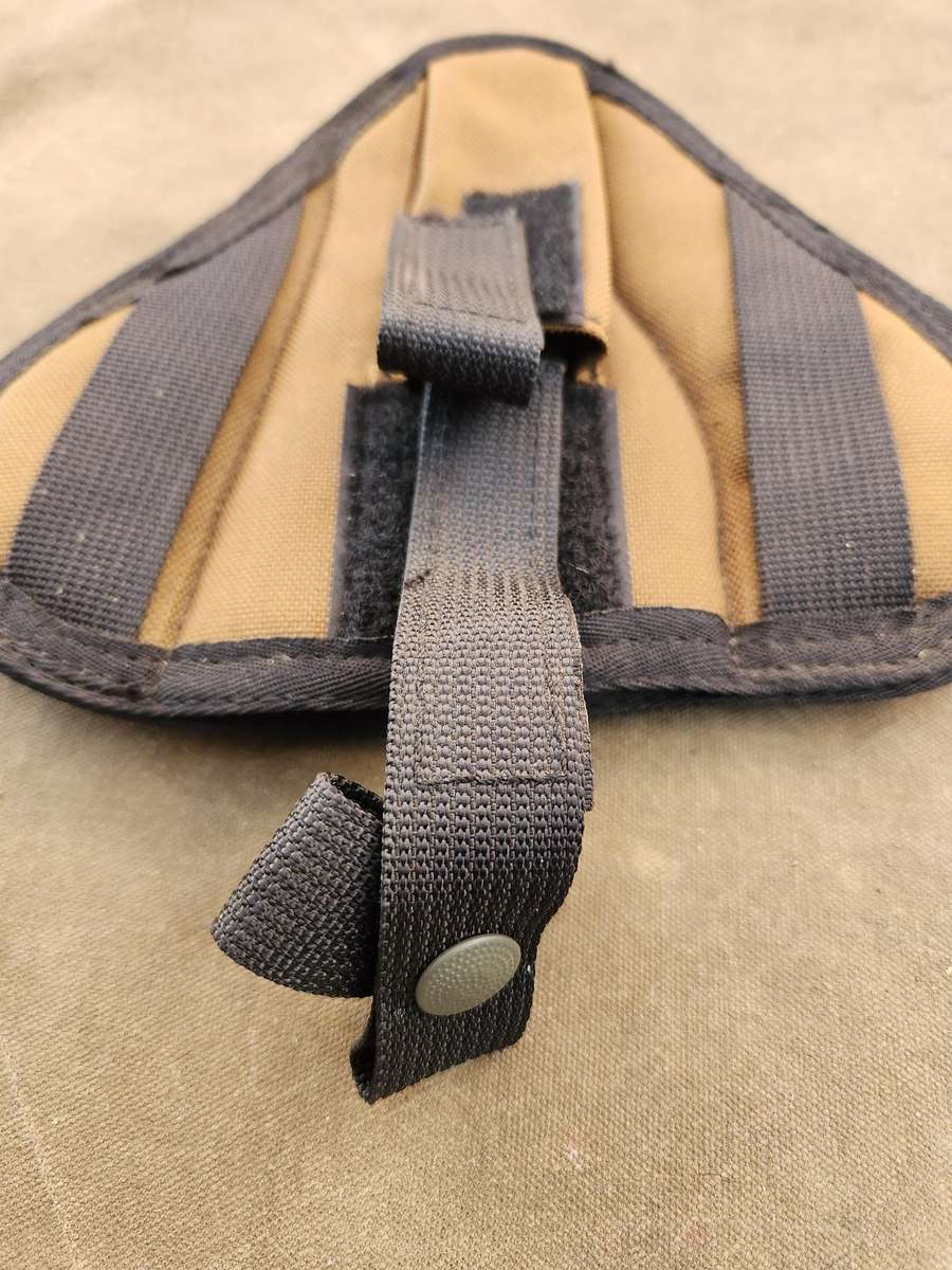 as new basically unused 100% original SADF nutria CORDURA RH classic 80s/90s design pancake holster