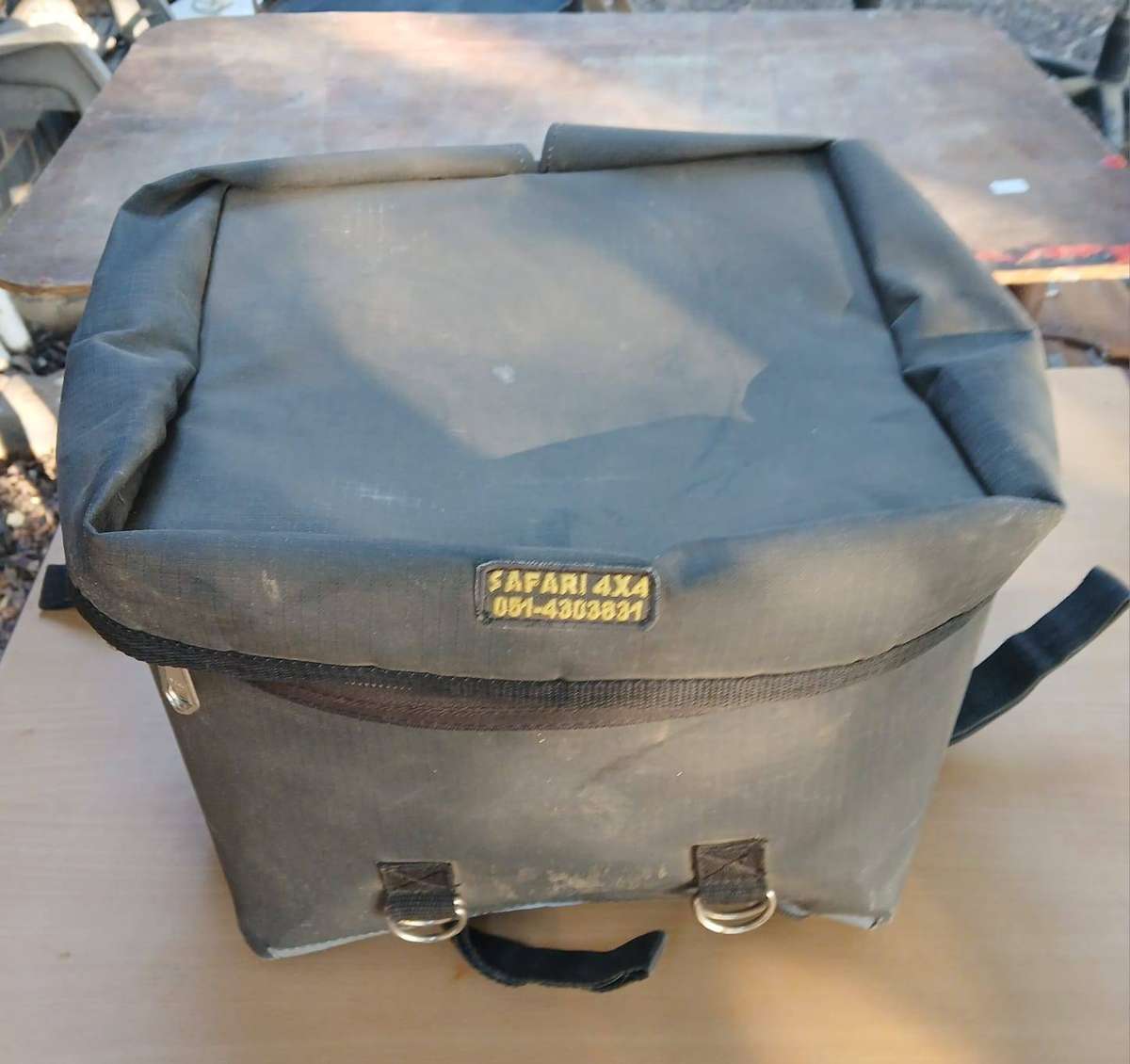 Bikers Luggage Bag Rear Expandable 1/2