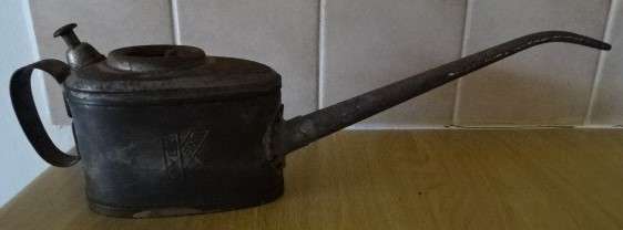 ANTIQUE KAYES OF LEEDS UK OILER (HEIGHT 8 CM)