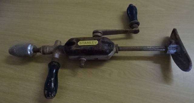 VINTAGE STANLEY BREAST DRILL NO 748 a (MADE IN THE U K - LENGTH 450 CM)