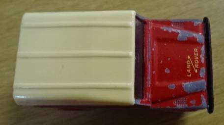 MATCHBOX LAND ROVER NINETY 1987 ( MADE IN THAILAND)