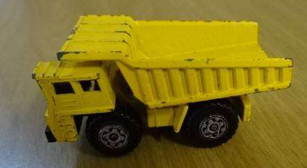 MATCHBOX LESNEY NO 58 FAUN DUMP TRACK (MADE IN ENGLAND)