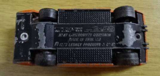 MATCHBOX NO 27 SUPERFAST LAMBORGHINI (MADE IN ENGLAND)