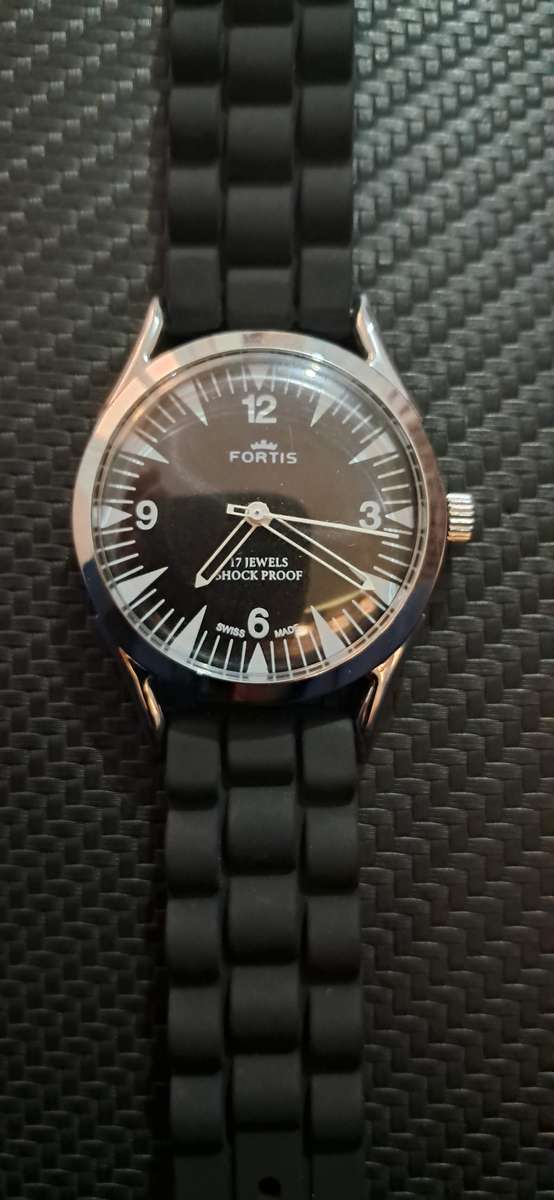 Fortis 17 Jewels Shock Proof mechanical watch