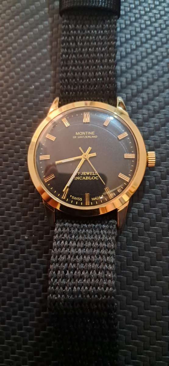 Montine Switzerland 17 Jewels Incabloc mechanical watch