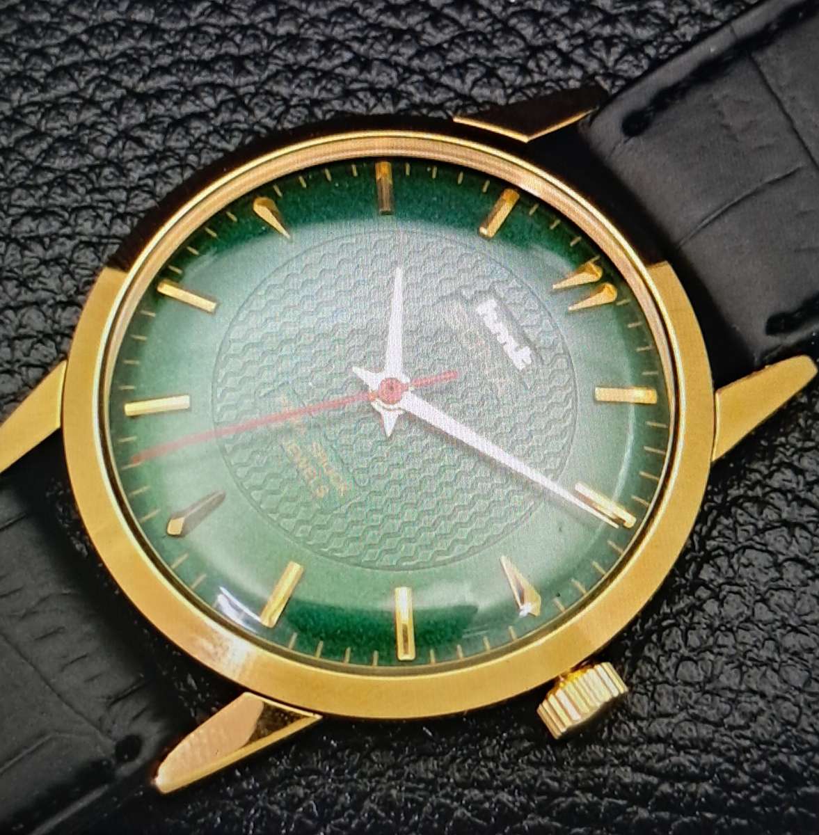 Vintage HMT Sona Para Shock gold plated mechanical watch