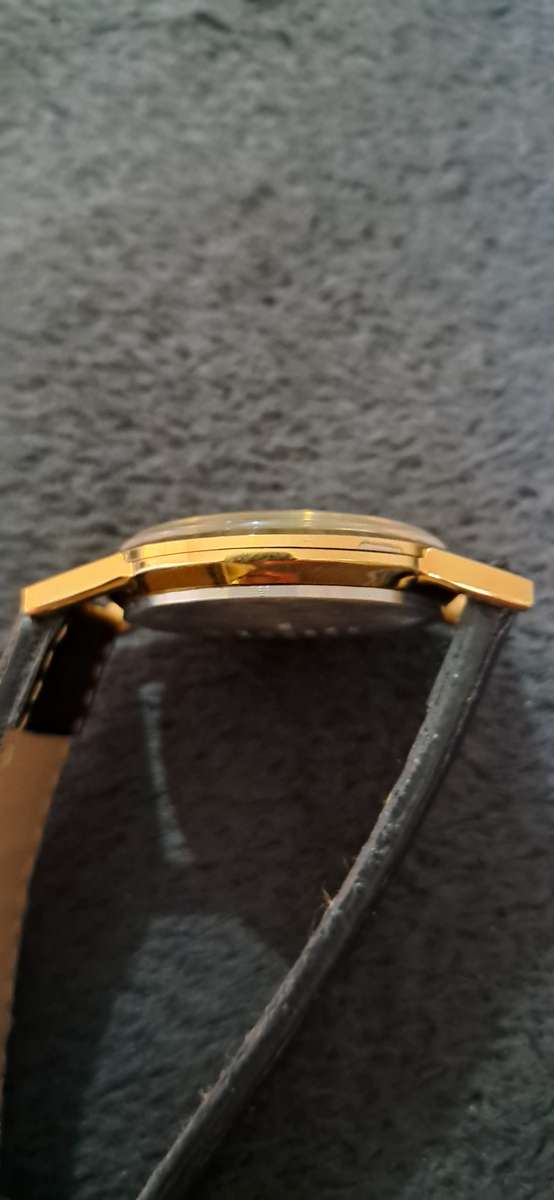 Vintage Sona Hmt Mechanical Watch