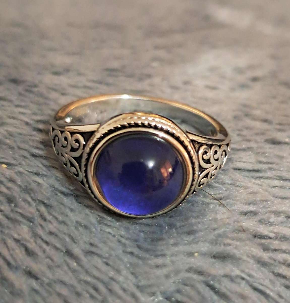Sterling Silver Mood Changing Color Ring Size 7