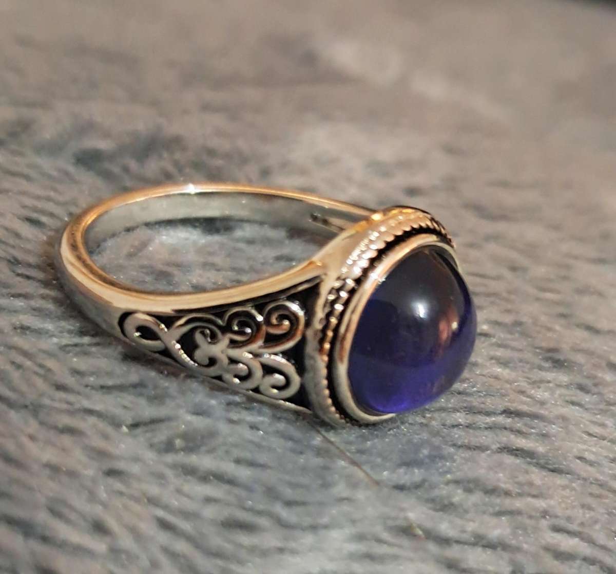 Sterling Silver Mood Changing Color Ring Size 7