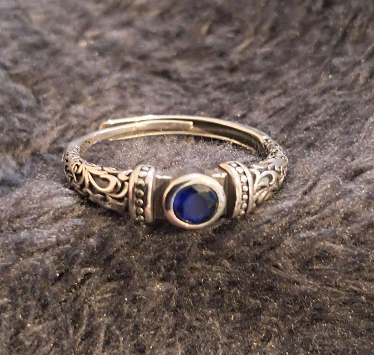 Blue Cubic Zirconia Silver Vintage Style Adjustable Ring
