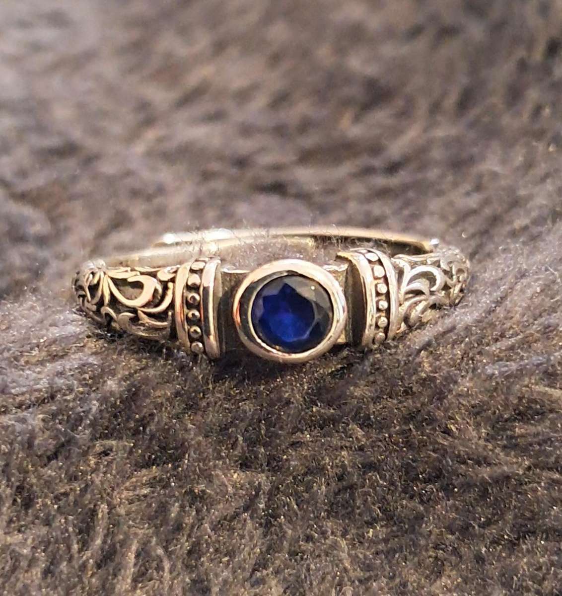 Blue Cubic Zirconia Silver Vintage Style Adjustable Ring