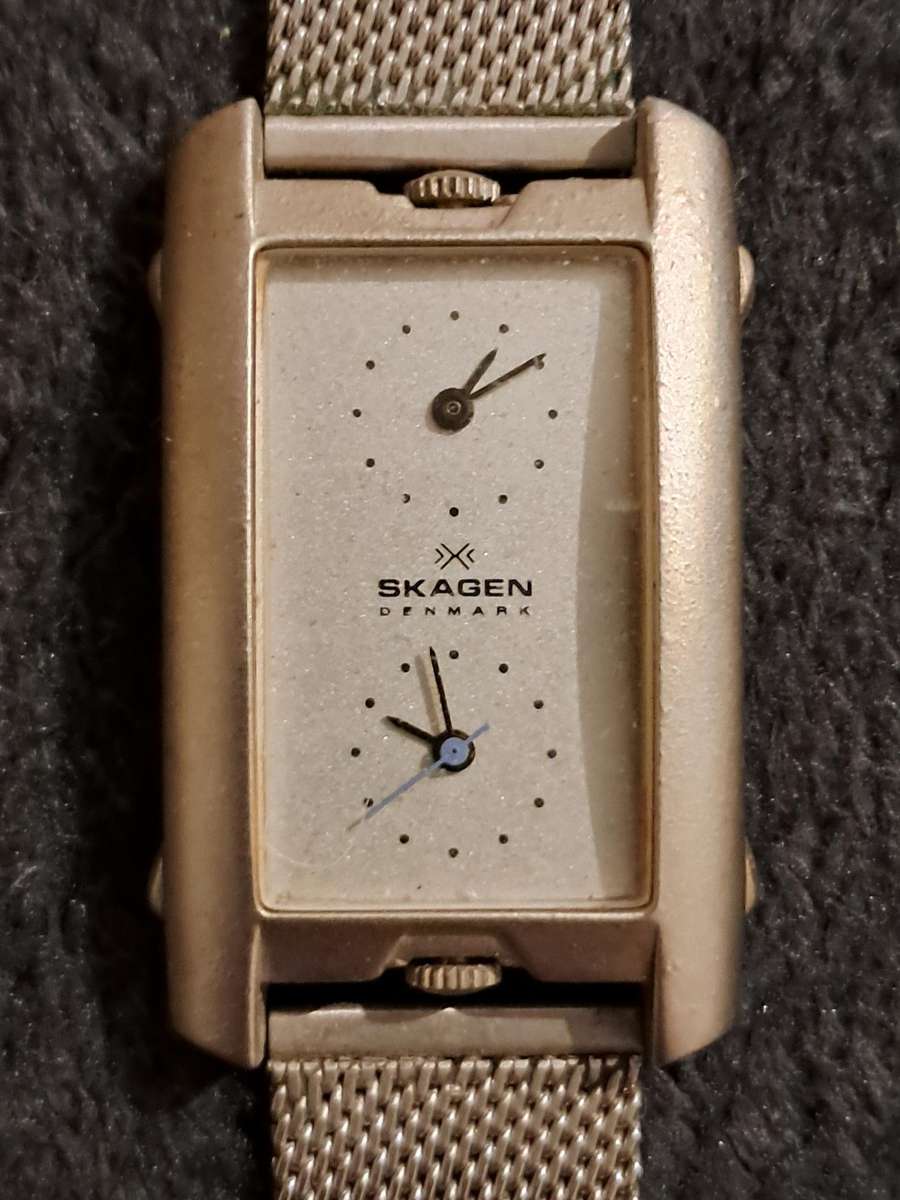 Lot Of 5 Watches Sold For Restoration / Spares