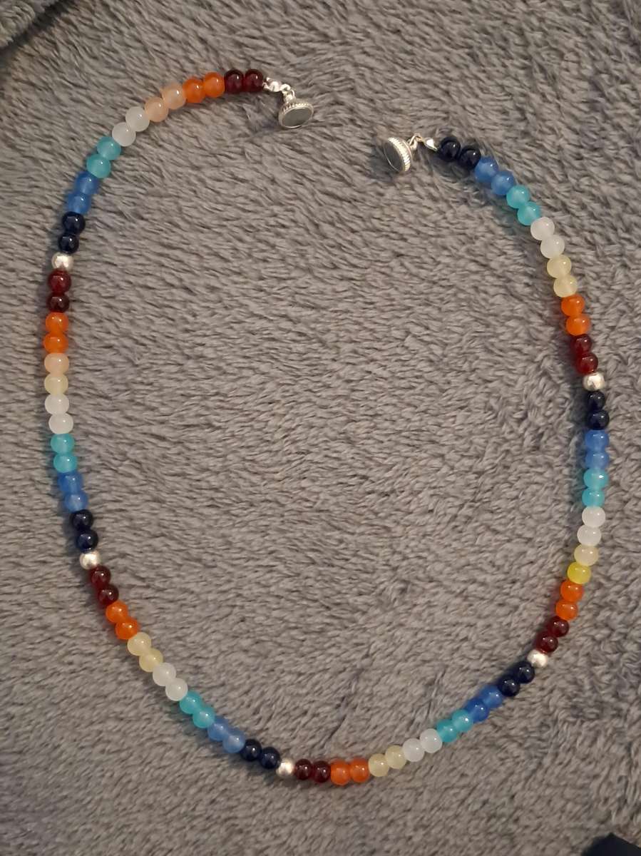 Handmade Stone Beaded Neclace Magnetic Clasp