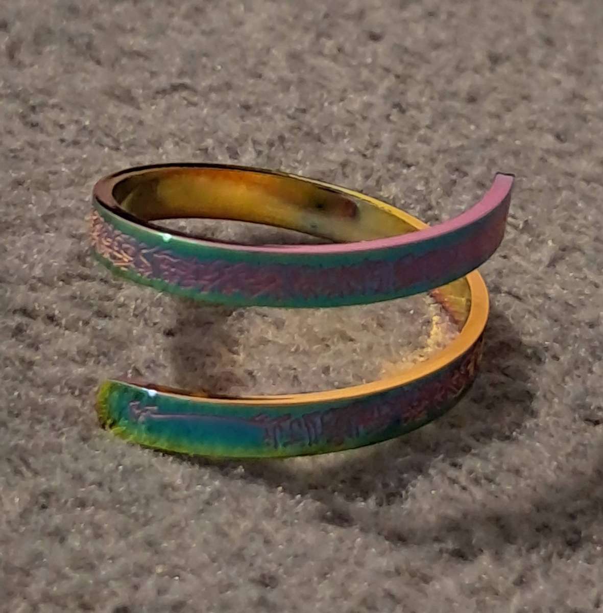 Adjustable Quran Ring