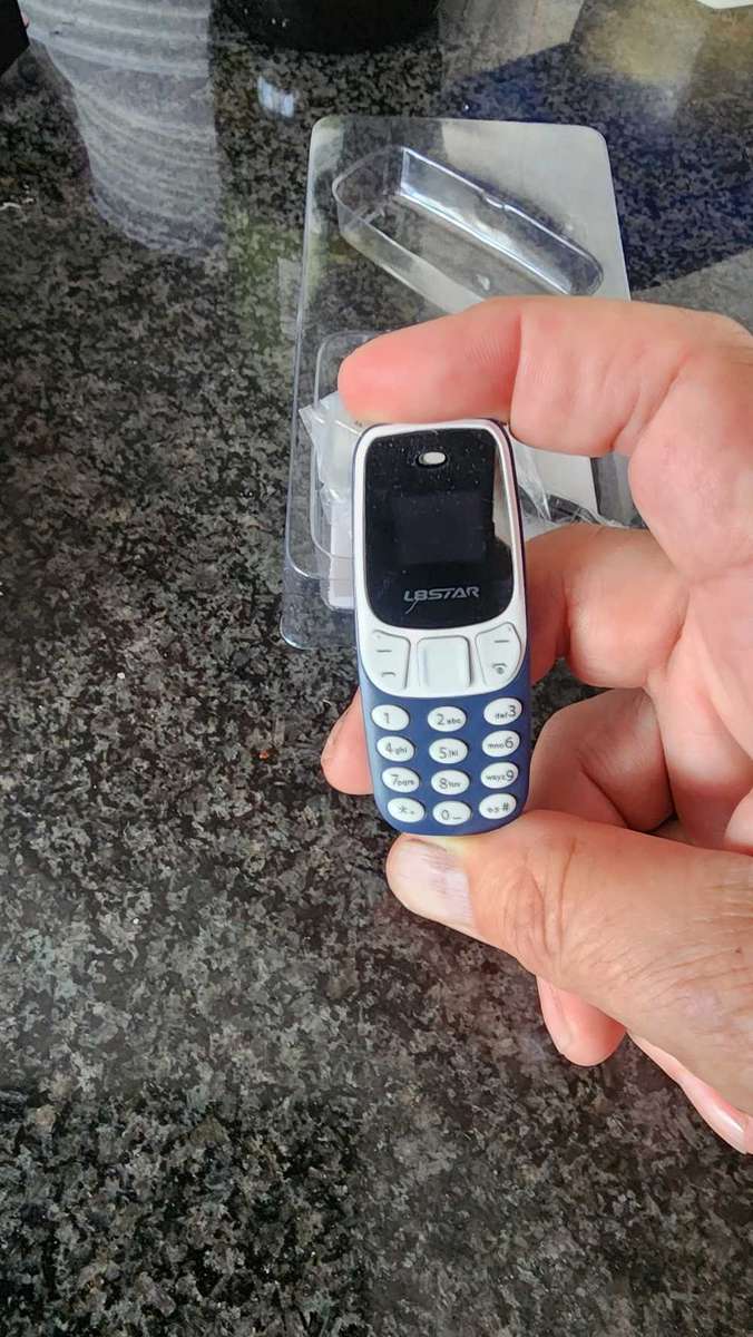 Miniature Operating Cellphone by L8Star (Due Sim)