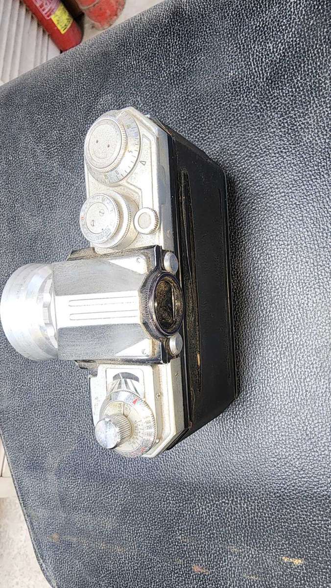 Wilgin Edixa Flex ( 50's to 60's ) 35mm SLR