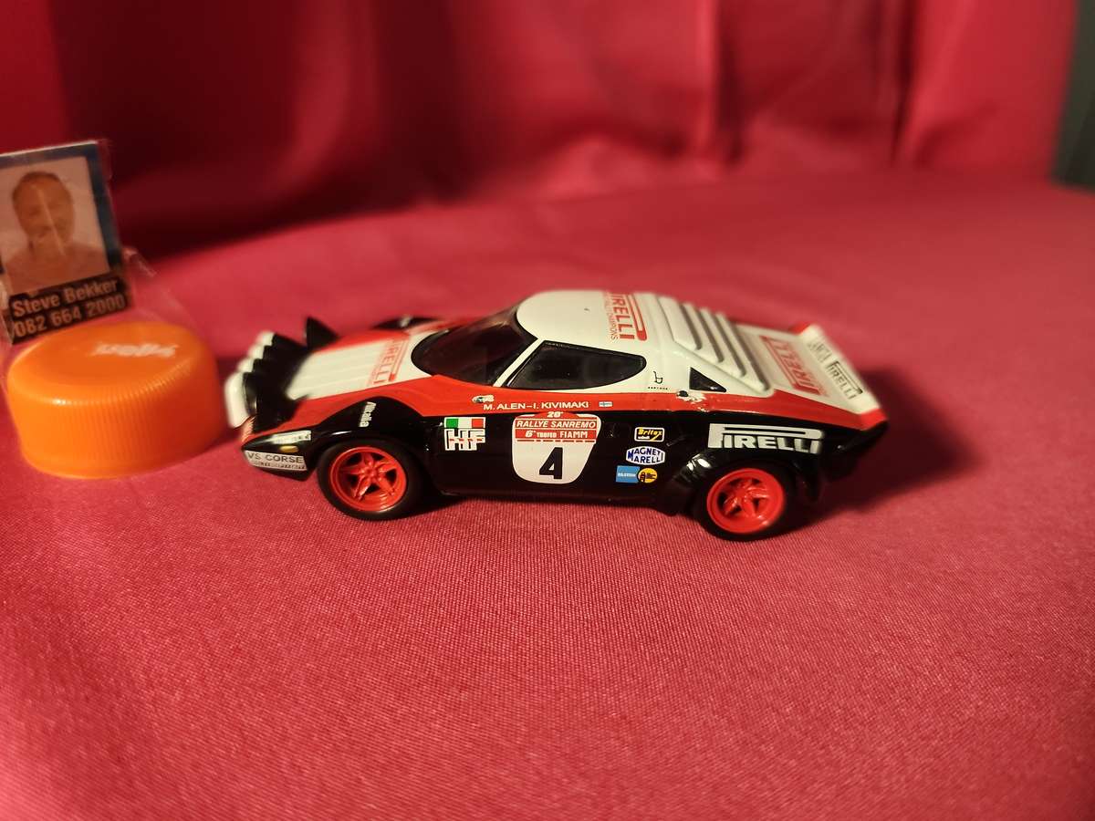 Lancia Stratos Rally (1:43)
