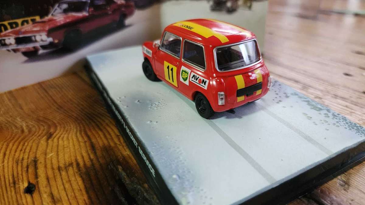 Mini in Action 1:43