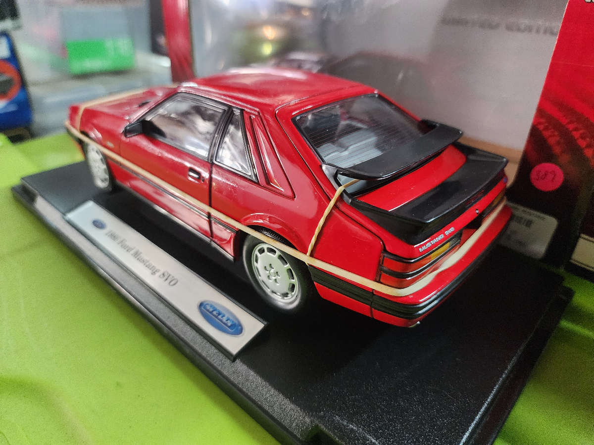 Ford Mustang SVO (1:18) Welly