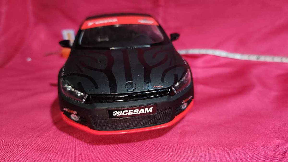 VW Scirocco (1:18) Norev