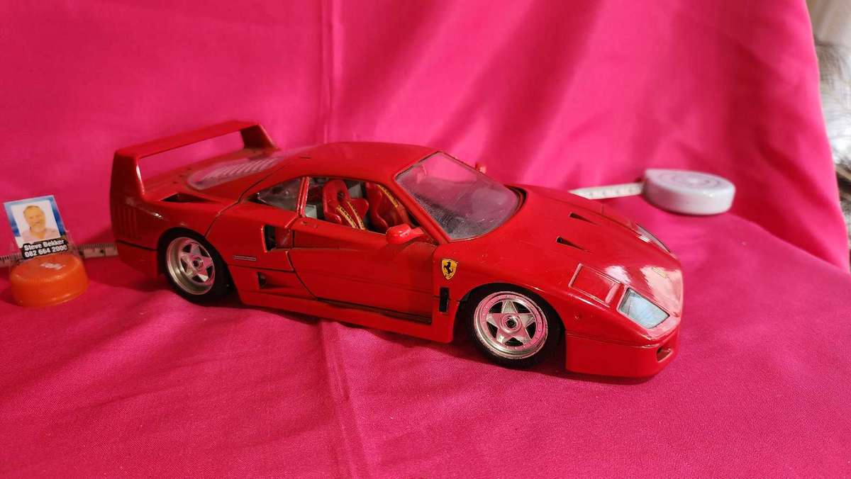Ferrari F40 Bburago 1:18