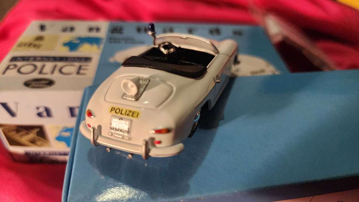 Porsche 356 Police by Vanguards