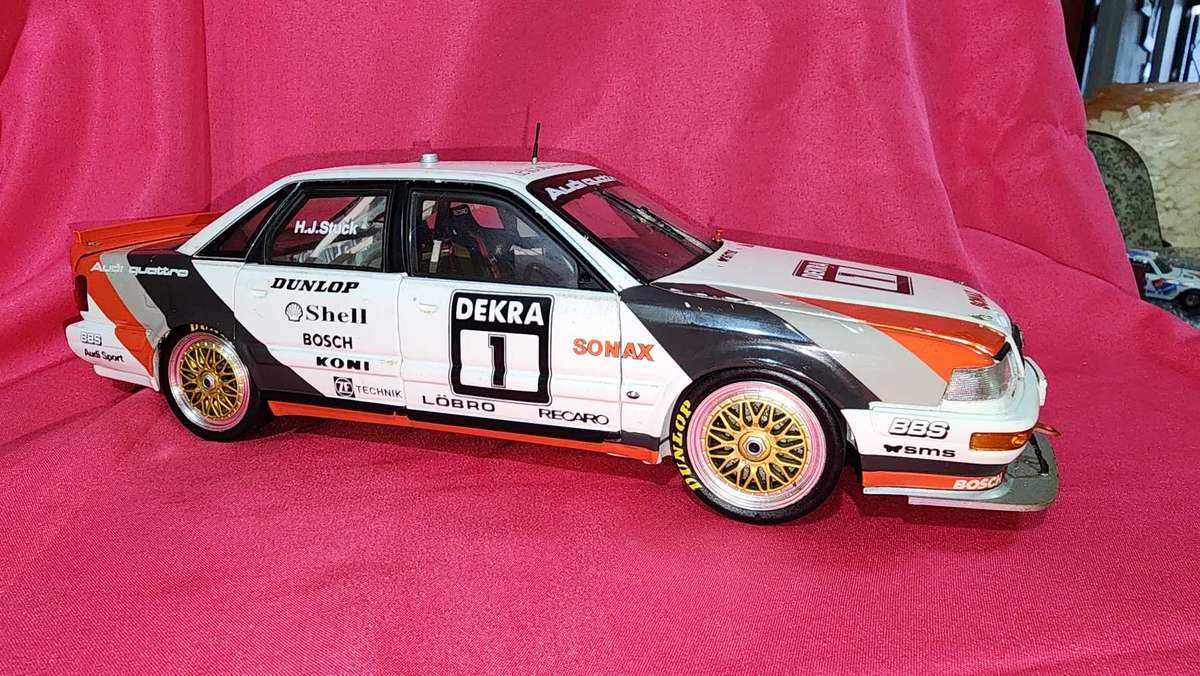 AUDI V8 Quattro (H Stuck) 1:18
