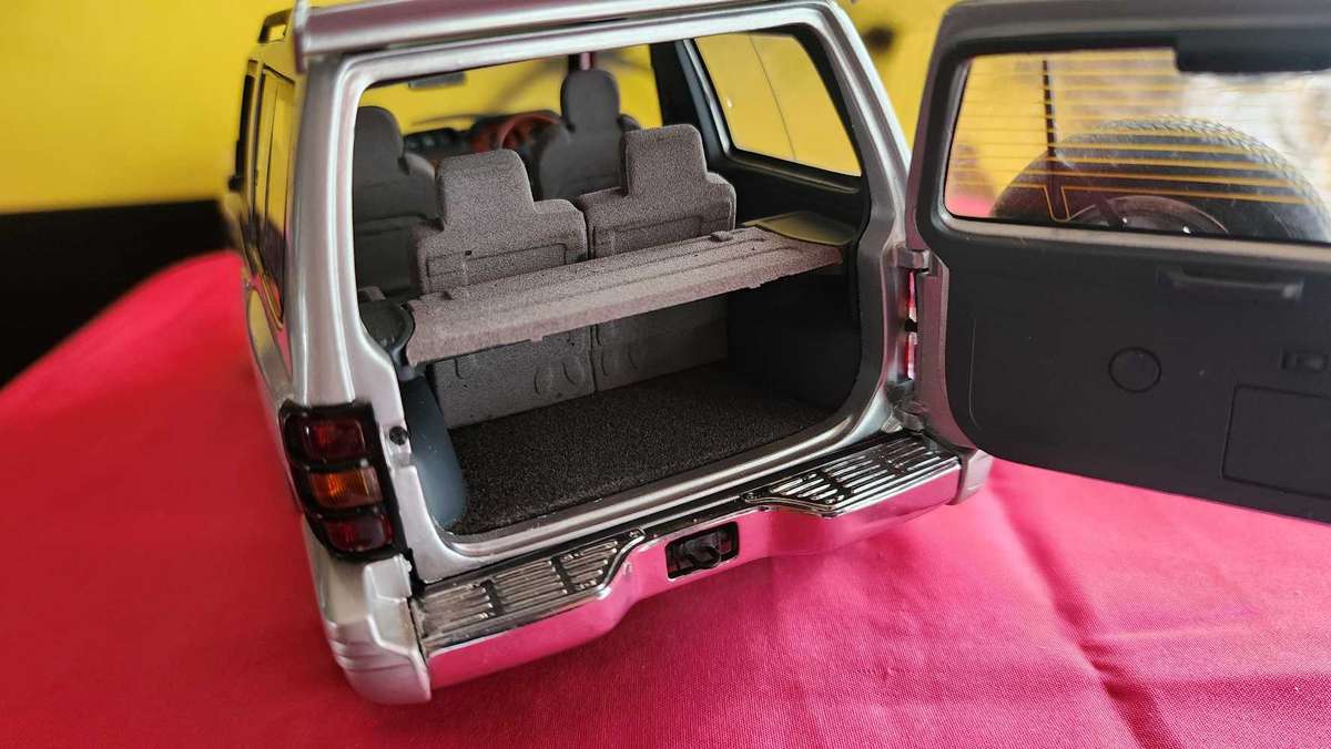 Pajero SWB Blister 1:18 AutoArt