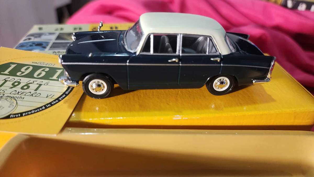 Morris Oxford By Vanguards