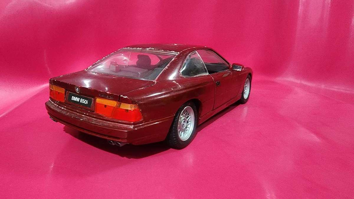 BMW 850i by Revell