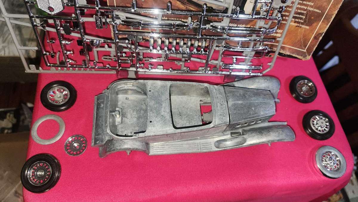 Monogram Die-Cast Metal "31' Packard"