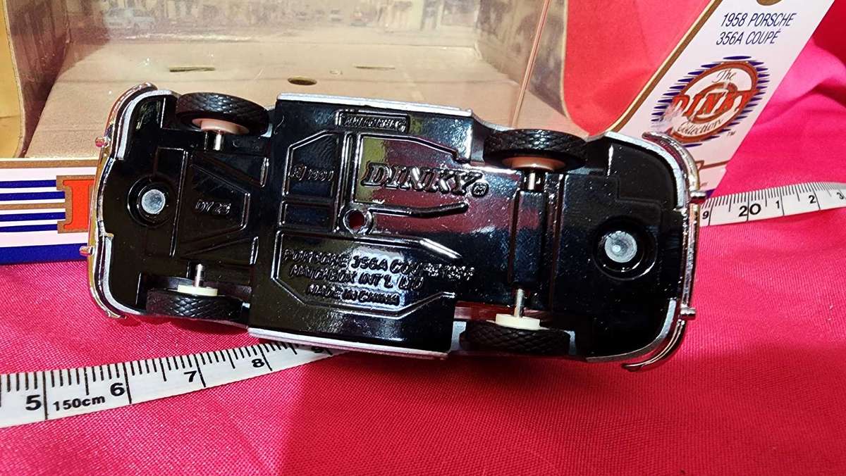 Porsche 356 (1958) Dinky