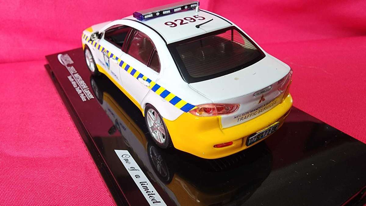 SA Traffic-Cop Mitsubishi Lancer ( 1:43 )  Port Elizabeth SA Vitesse