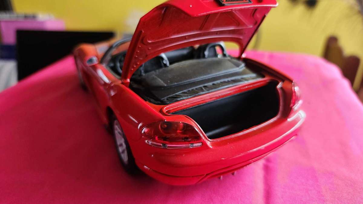 Viper .... Stunner 1:18